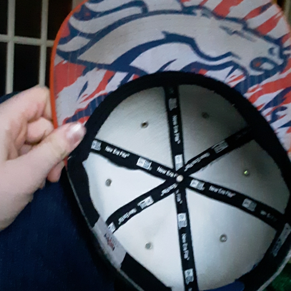 Denver Broncos hat - Picture 2 of 4
